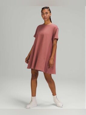 Lululemon All Yours Tee Dress – Spiced Chai – Size 4